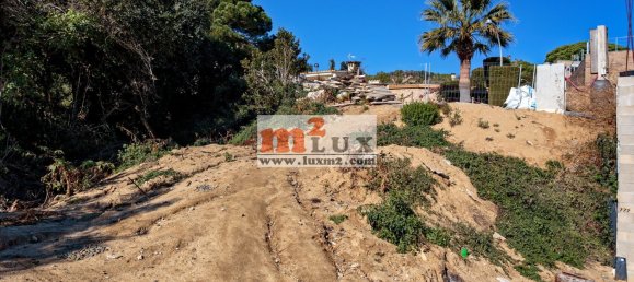  Land in Tossa de Mar, Spain No. 13346 3