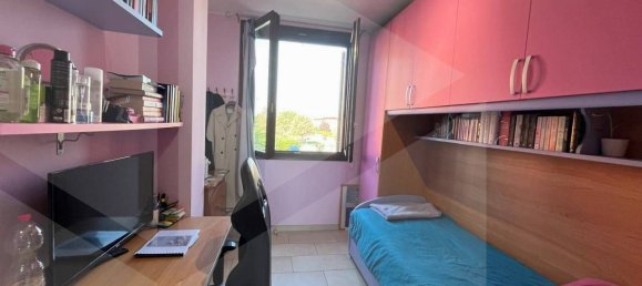 5 rooms Apartment in Maranello, Italy No. 31509 5