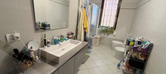 5 rooms Apartment in Maranello, Italy No. 31509 14