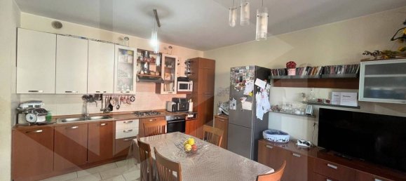 5 rooms Apartment in Maranello, Italy No. 31509 24