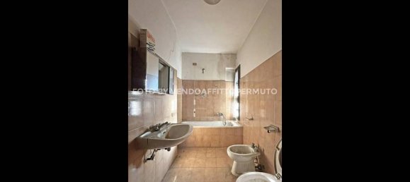 Villa de 3 divisões em Brembate, Italy N.º 155639 18