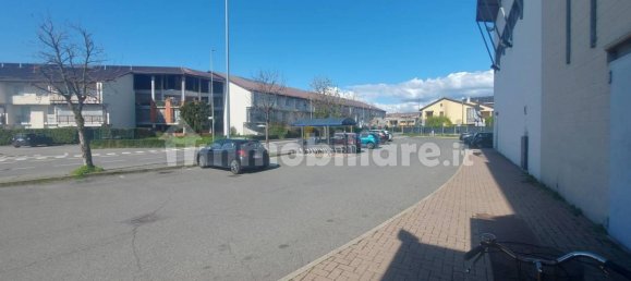  عقار تجاري في Caselle Torinese, Italy 465متر مربع رقم 315115 16