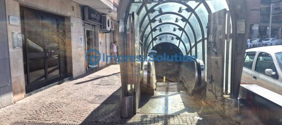 38m² Commercial property in Naples, Italy No. 377243 2