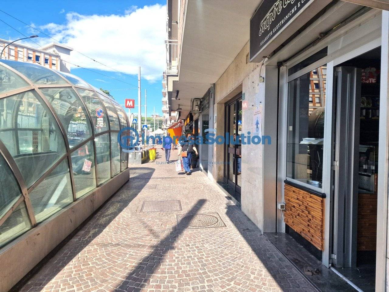 38m² Commercial property in Naples, Italy No. 377243