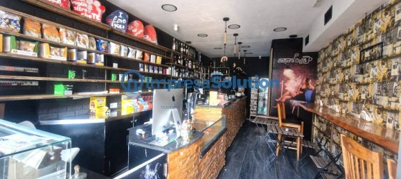 38m² Commercial property in Naples, Italy No. 377243 5