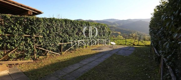 4 rooms House in Arcidosso, Italy No. 107131 11