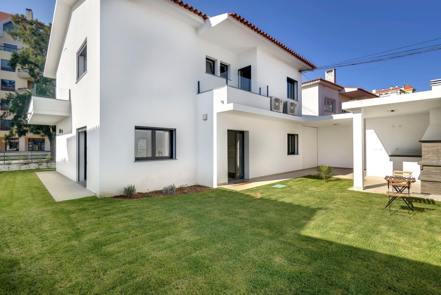 4 bedrooms House in Cascais, Portugal No. 270433