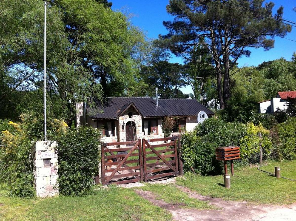 2 bedrooms House in Mar del Plata, Argentina No. 102248