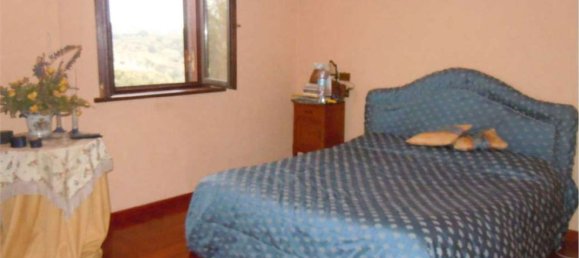 22 rooms House in Castelnuovo di Porto, Italy No. 14569 41