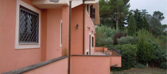 22 rooms House in Castelnuovo di Porto, Italy No. 14569 44