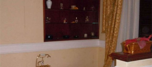 22 rooms House in Castelnuovo di Porto, Italy No. 14569 11