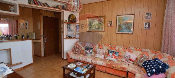 5 rooms Apartment in Savona, Italy No. 36232 6