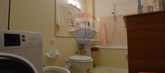 5 rooms Apartment in Savona, Italy No. 36232 33