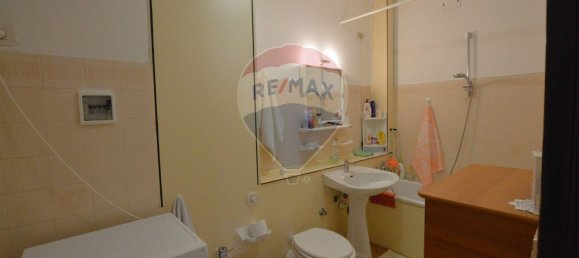 5 rooms Apartment in Savona, Italy No. 36232 32