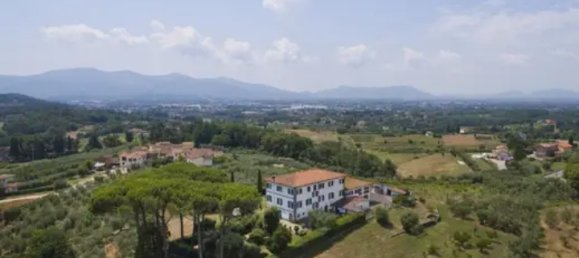 12 bedrooms Villa in Capannori, Italy No. 377443 3