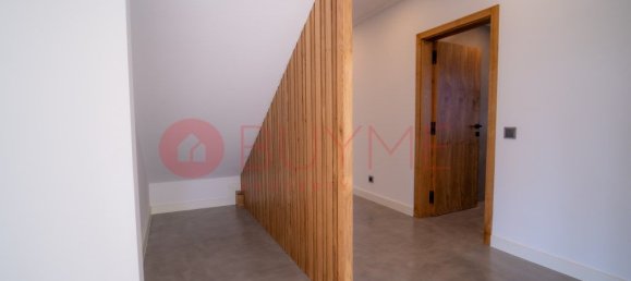 Дом с 5 спальнями в Картейра, Португалия № 33046 21