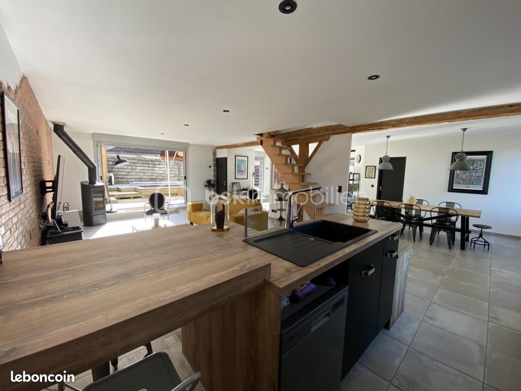 Дом с 5 спальнями в Монфор-ан-Шалосс, Франция № 342302