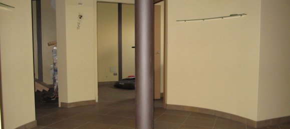 Lagerhaus in Binago, Italy 431m², Nr. 135389 11