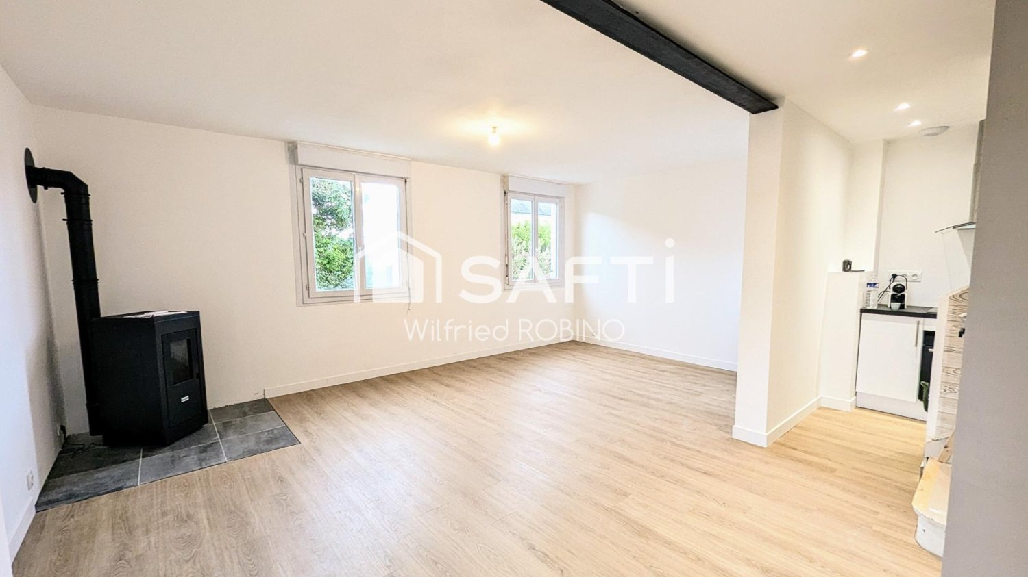 Casa de 3 dormitorios en Ploemeur, France No. 328607