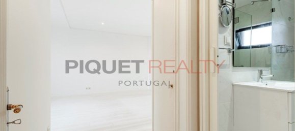 4 bedrooms Penthouse in Cascais, Portugal No. 112613 4