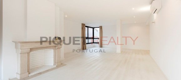 4 bedrooms Penthouse in Cascais, Portugal No. 112613 13