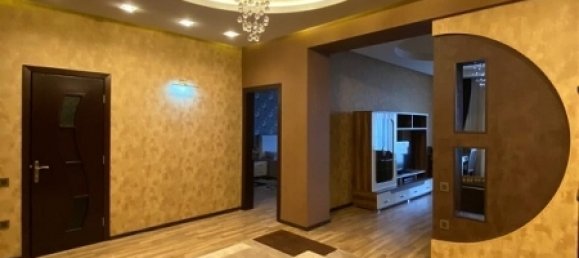 Квартира с 3 спальнями в Баку, Азербайджан № 375 4