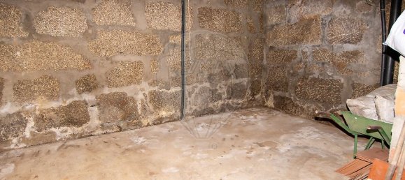 3 bedrooms House in Oliveira do Hospital, Portugal No. 31277 11