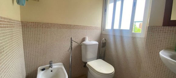 Apartamento de 3 dormitorios en El Puerto de Santa María, Spain No. 157685 23