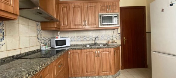 Apartamento de 3 dormitorios en El Puerto de Santa María, Spain No. 157685 6