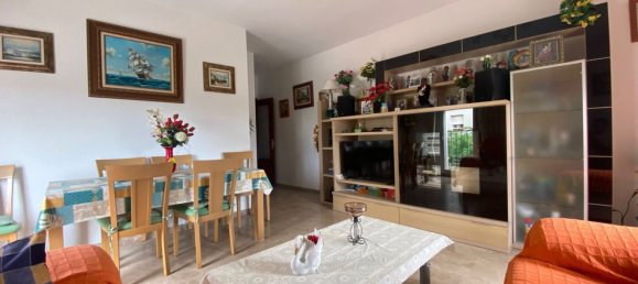 Apartamento de 3 dormitorios en El Puerto de Santa María, Spain No. 157685 4