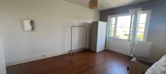 4 bedrooms Villa in Villeneuve-sur-Lot, France No. 191600 10