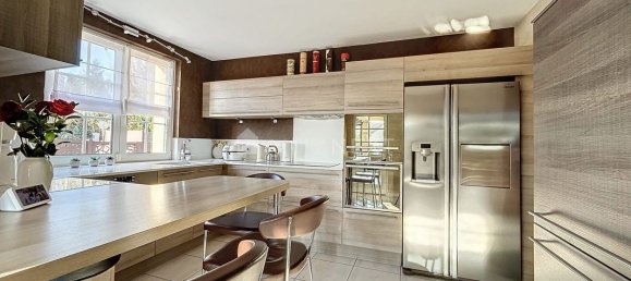 Casa de 4 dormitorios en Thionville, France No. 80289 37