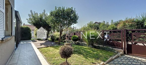 Casa de 4 dormitorios en Thionville, France No. 80289 8