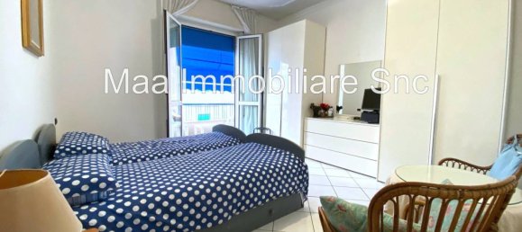 Apartamento de 3 dormitorios en Albissola Marina, Italy No. 316435 8