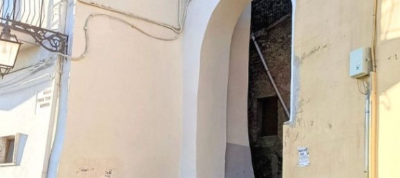 3 rooms Apartment in Montecorvino Pugliano, Italy No. 28976 2