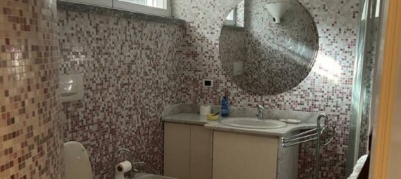 Villa de 3 dormitorios en Erba, Italy No. 2827 11