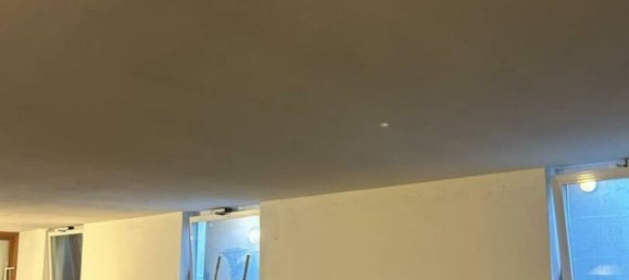 Villa de 3 dormitorios en Erba, Italy No. 2827 14