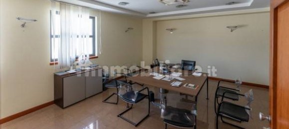  مستودع في Caraffa di Catanzaro, Italy 3784متر مربع رقم 292577 11