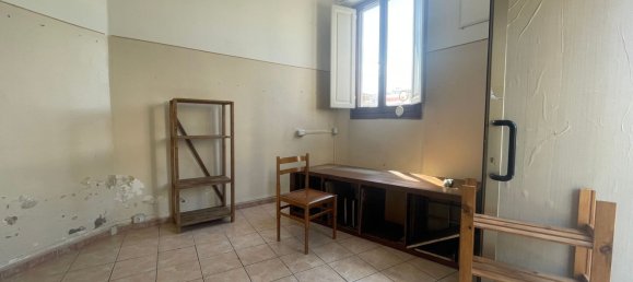 27m² Commercial property in Florence, Italy No. 285952 9