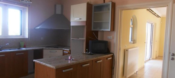 4 Schlafzimmer Gewerbliche Immobilien in Rafina, Greece, Nr. 7883 12
