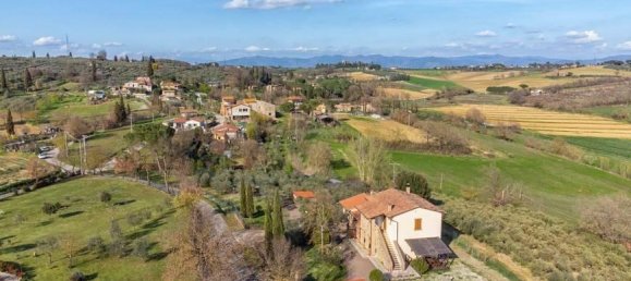 Casa de 8 habitaciónes en Foiano della Chiana, Italy No. 33174 5