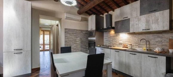 Casa de 8 habitaciónes en Foiano della Chiana, Italy No. 33174 21