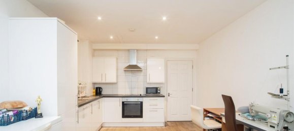 3 Schlafzimmer Haus in Watford, United Kingdom, Nr. 6042 24