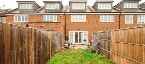 3 Schlafzimmer Haus in Watford, United Kingdom, Nr. 6042 17