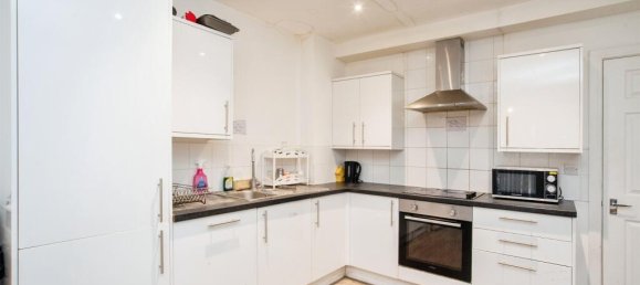 3 Schlafzimmer Haus in Watford, United Kingdom, Nr. 6042 9