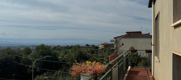 5 rooms Apartment in Mileto, Italy No. 172920 9