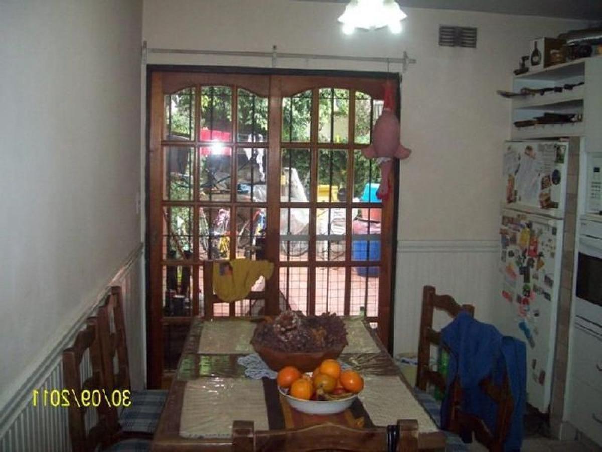 2 bedrooms House in San Miguel, Argentina No. 69335