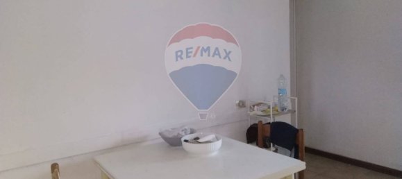 4 rooms Apartment in Popoli, Italy No. 153829 8