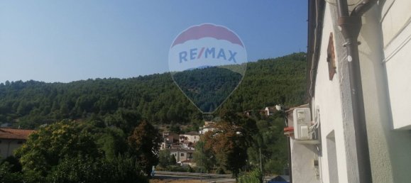 4 rooms Apartment in Popoli, Italy No. 153829 6