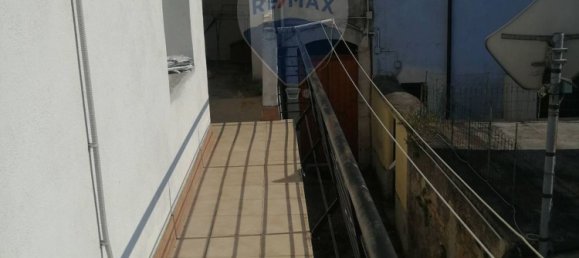 4 rooms Apartment in Popoli, Italy No. 153829 14